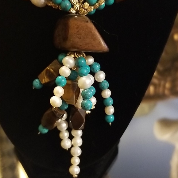 Freshwater Pearl Necklace - Picture 2 of 4